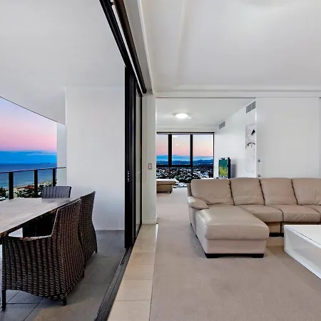 Private Rooftop Spa Penthouse Apartment - Sierra Grand - Coasthm Gold Coast Exterior photo